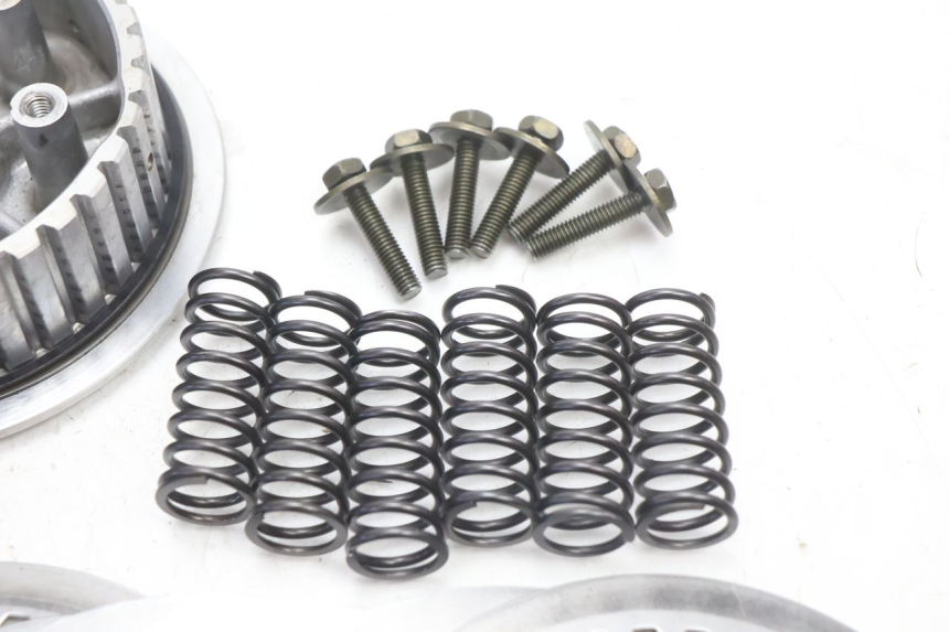 photo de FRIZIONE SUZUKI SV S 650 (2003 - 2009) - Ricambio usato controllato