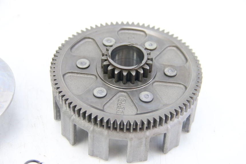 photo de FRIZIONE APRILIA SX 50 (2011 - 2017) - Dettagli dei punti di fissaggio