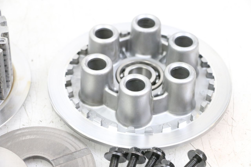 photo de FRIZIONE YAMAHA TDM ABS 900 (2002 - 2014) - Angolazione alternativa