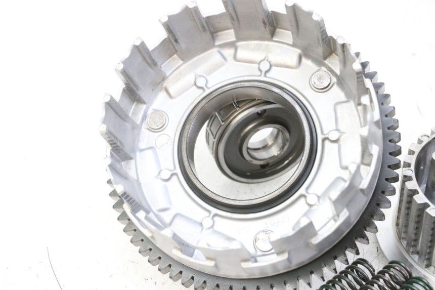 photo de FRIZIONE YAMAHA TDM ABS 900 (2002 - 2014) - Panoramica del profilo