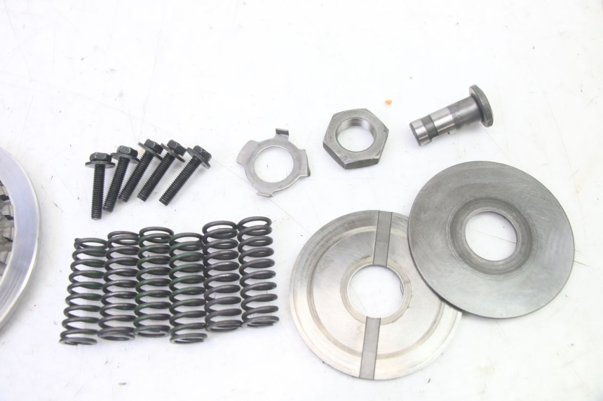 photo de FRIZIONE YAMAHA TDM ABS 900 (2002 - 2014) - Marcature e riferimenti originali