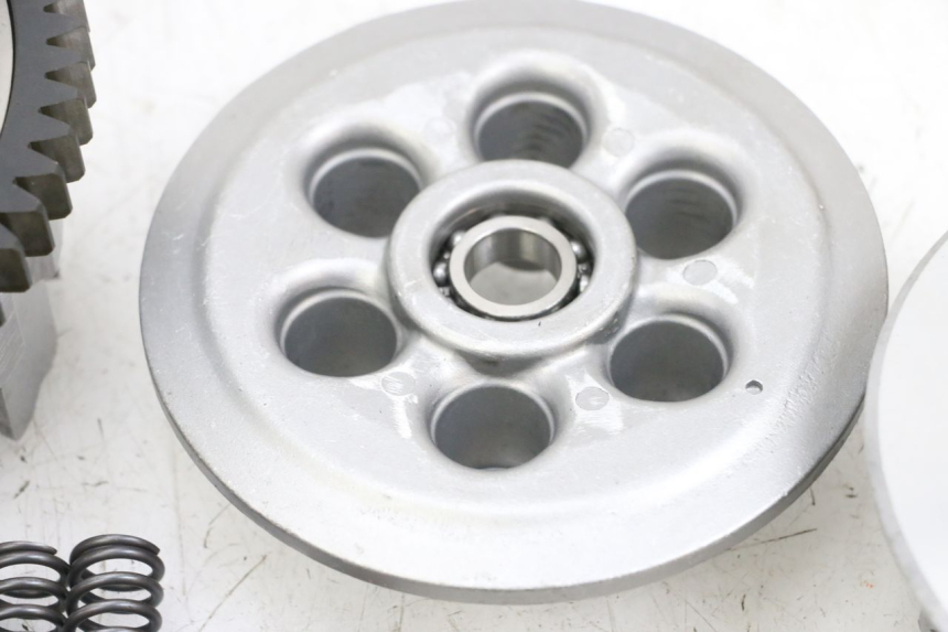 photo de FRIZIONE YAMAHA TDM ABS 900 (2002 - 2014) - Zoom sui componenti