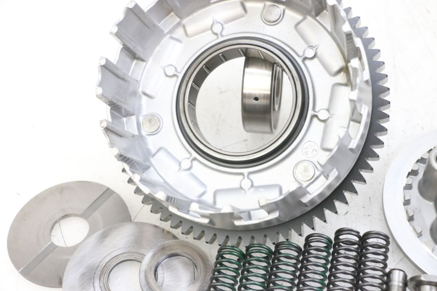 photo de FRIZIONE YAMAHA TDM ABS 900 (2002 - 2014) - Dettaglio del componente