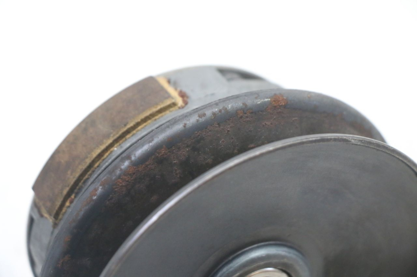 photo de Frizione UNIVERSAL BIKE ZN50QT-11B 50 (2018 - 2021) - Stato della superficie e materiale