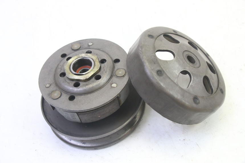 photo de FRIZIONE PEUGEOT VIVACITY NEW 4T 50 (2008 - 2017) - Vista principale