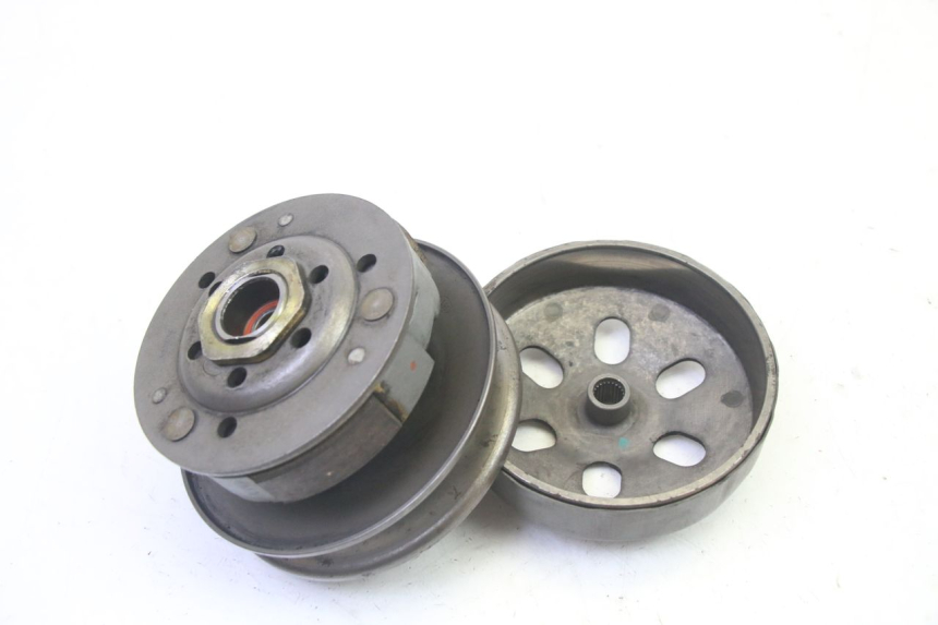 photo de FRIZIONE PEUGEOT VIVACITY NEW 4T 50 (2008 - 2017) - Dettaglio del componente