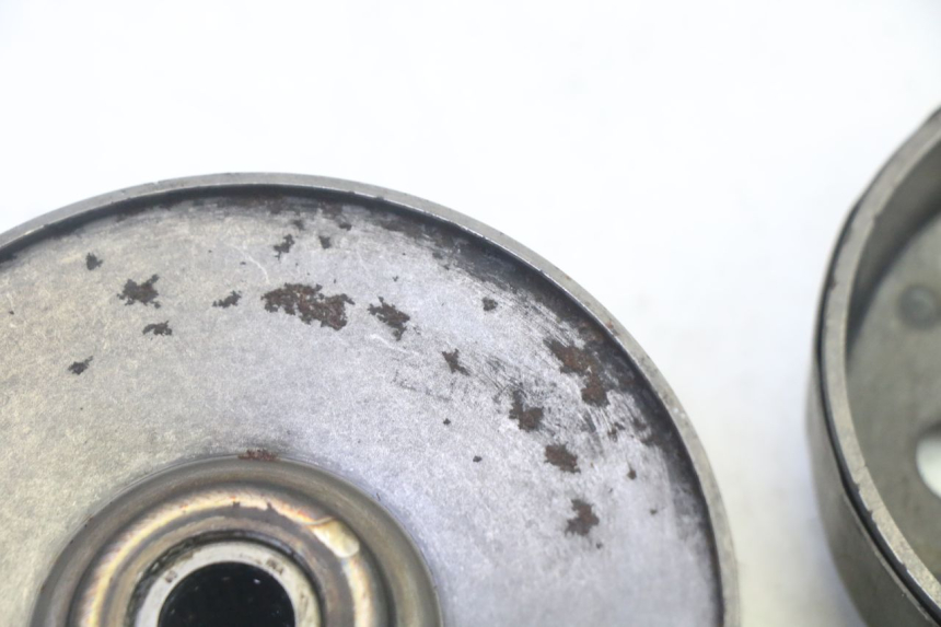 photo de FRIZIONE PEUGEOT VIVACITY NEW 4T 50 (2008 - 2017) - Dettagli dei punti di fissaggio