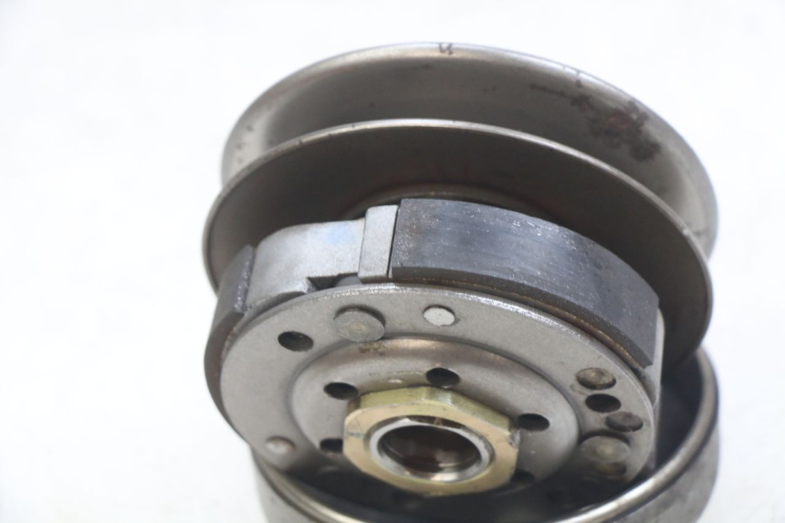 photo de FRIZIONE PEUGEOT VIVACITY 50 (2004 - 2009) - Altra angolazione