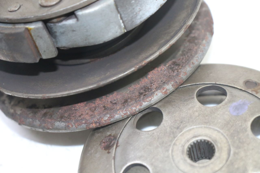 photo de FRIZIONE PEUGEOT VIVACITY 50 (2004 - 2009) - Dettagli dei punti di fissaggio