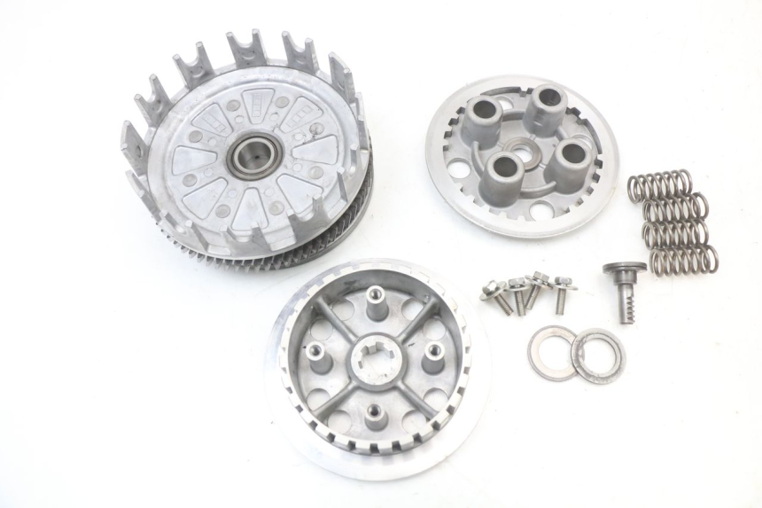 photo de FRIZIONE SUZUKI VL INTRUDER 125 (2004 - 2007) - Vista principale