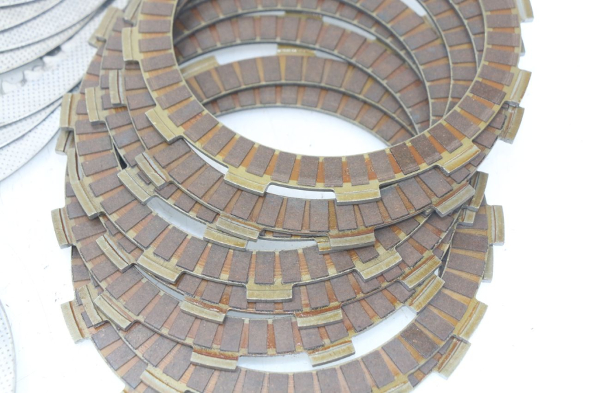 photo de FRIZIONE SUZUKI XF FREEWIND 650 (1997 - 2003) - Altra vista dell'articolo