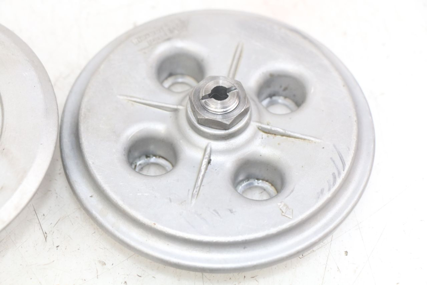 photo de FRIZIONE PEUGEOT XP6 50 (2006 - 2011) - Zoom sui componenti