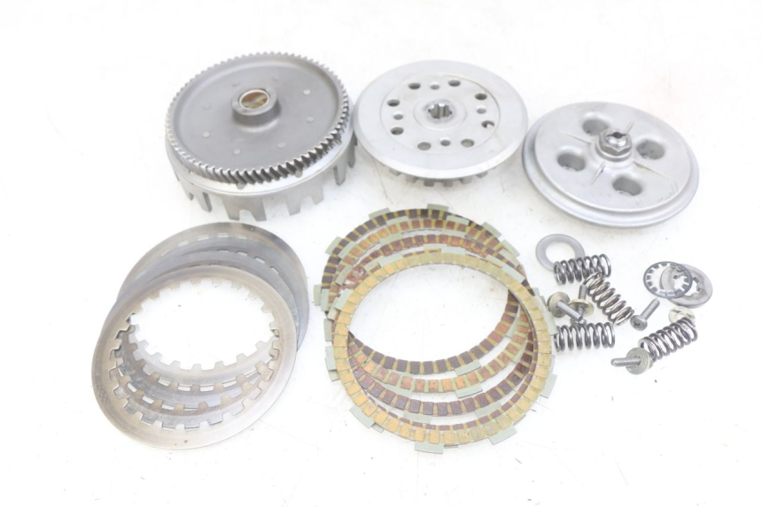 photo de FRIZIONE PEUGEOT XP6 50 (2006 - 2011) - Ispezione visiva dettagliata