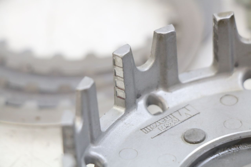 photo de FRIZIONE PEUGEOT XP6 50 (2006 - 2011) - Marcature e riferimenti originali