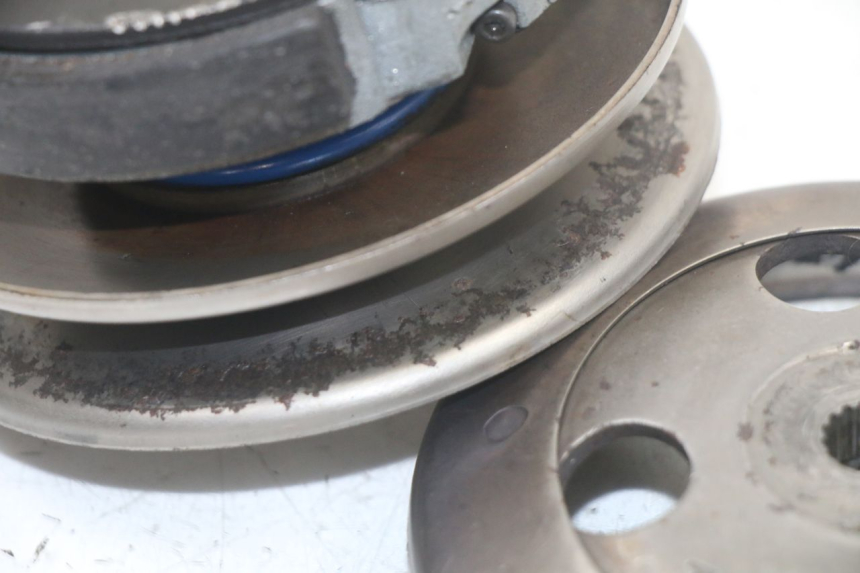 photo de FRIZIONE YAMAHA AEROX 50 (1997 - 2006) - Primo piano tecnico