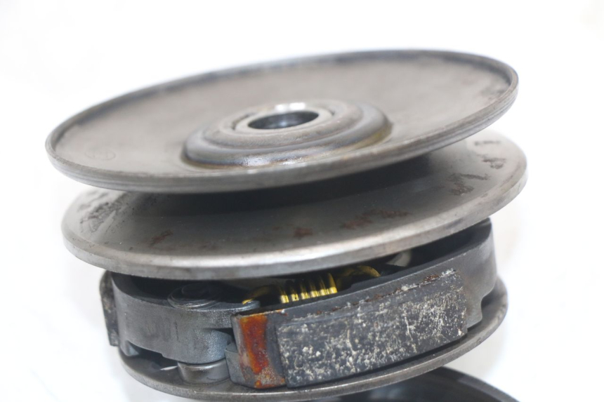 photo de FRIZIONE YAMAHA BW'S NG NEXT GENERATION 50 (1996 - 2003) - Dettagli dei punti di fissaggio