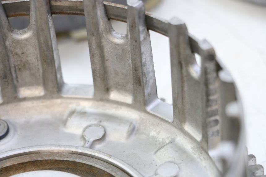 photo de FRIZIONE YAMAHA FZ6 FAZER S2 600 (2007 - 2011) - Dettagli dei punti di fissaggio