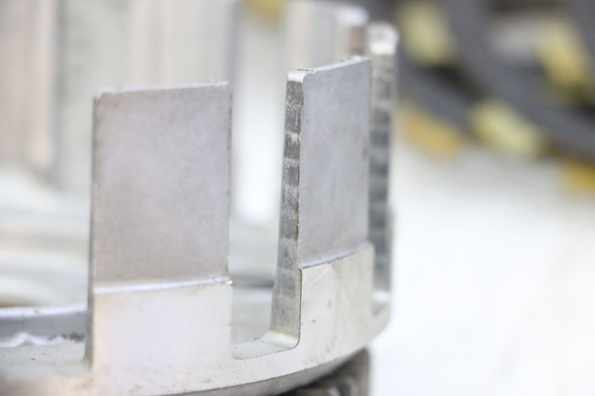 photo de Frizione YAMAHA YZ-F YZF 250 (2007 - 2013) - Caratteristiche distintive