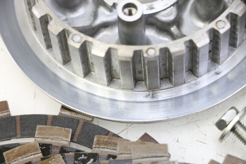 photo de FRIZIONE YAMAHA YFM R RAPTOR 250 (2008 - 2014) - Focus sulla struttura