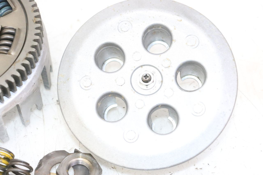 photo de FRIZIONE YAMAHA YFM R RAPTOR 250 (2008 - 2014) - Dettagli dei punti di fissaggio