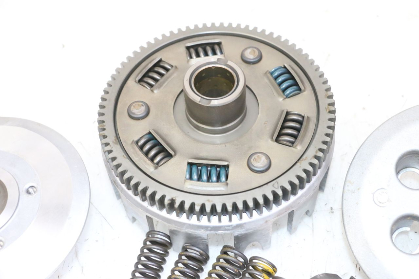 photo de FRIZIONE YAMAHA YFM R RAPTOR 250 (2008 - 2014) - Ricambio usato controllato