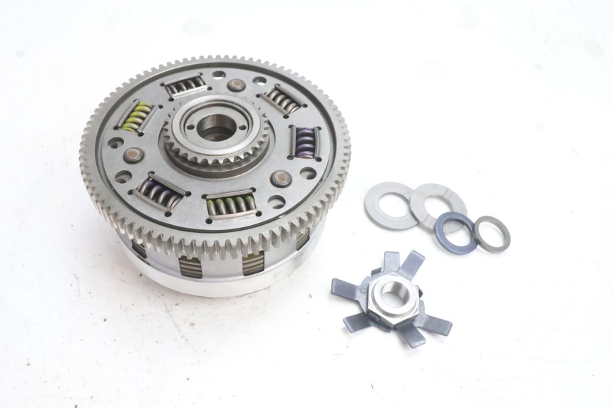 photo de FRIZIONE YAMAHA YZF R6 600 (2008 - 2009) - Angolazione alternativa