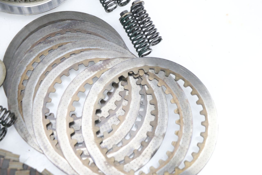 photo de FRIZIONE YAMAHA YZF YZ-F 450 (2006 - 2009) - Primo piano ad alta risoluzione