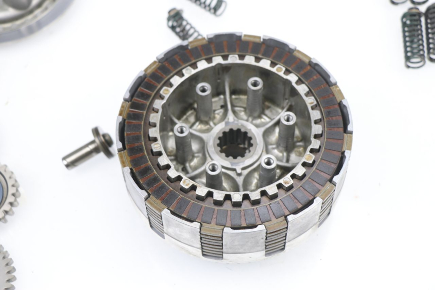 photo de FRIZIONE YAMAHA YZF YZ-F 450 (2006 - 2009) - Altra angolazione