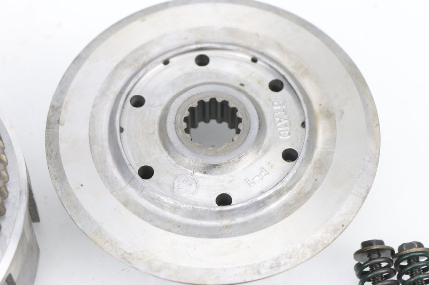 photo de FRIZIONE YAMAHA YZF YZ-F 450 (2006 - 2009) - Stato della superficie e materiale