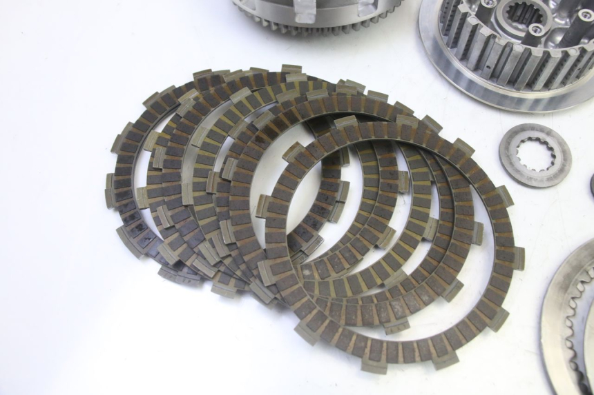 photo de FRIZIONE YAMAHA YZF YZ-F 450 (2014 - 2016) - Stato della superficie e materiale