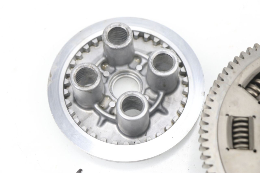 photo de Frizione KAWASAKI Z S 750 (2003 - 2006) - Primo piano tecnico