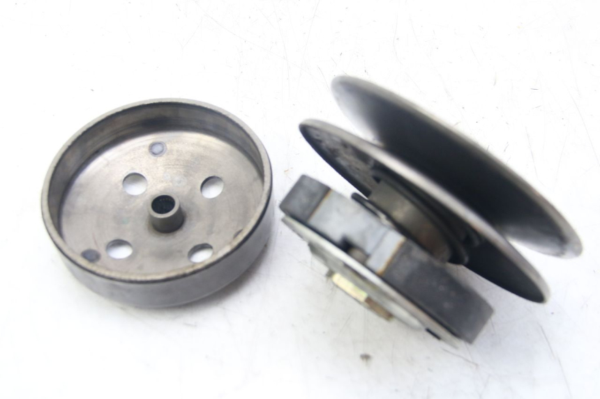 photo de FRIZIONE PIAGGIO ZIP 4T 50 (2018 - 2020) - Primo piano tecnico