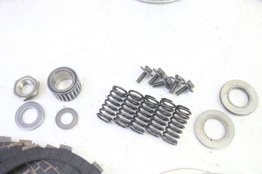 photo de FRIZIONE KAWASAKI ZR 7 750 (1999 - 2004) - Marcature e riferimenti originali