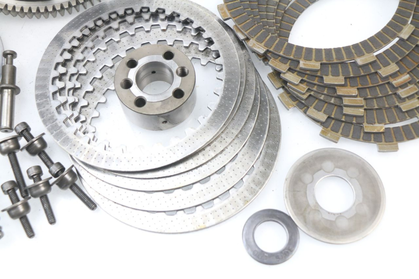 photo de FRIZIONE KAWASAKI ZZR 600 (1995 - 2004) - Altra vista dell'articolo