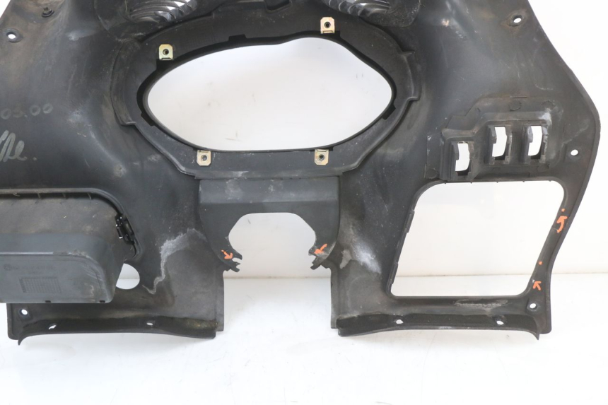 photo de CONTACHILOMETRI CARENA BMW C1 125 (2000 - 2003) - Caratteristiche distintive