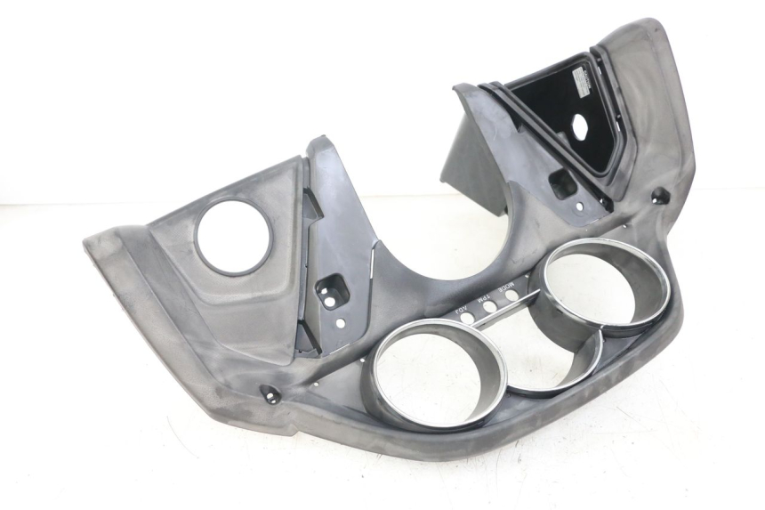 photo de CONTACHILOMETRI CARENA KYMCO DINK STREET ABS 125 (2011 - 2018) - Dettagli dei punti di fissaggio