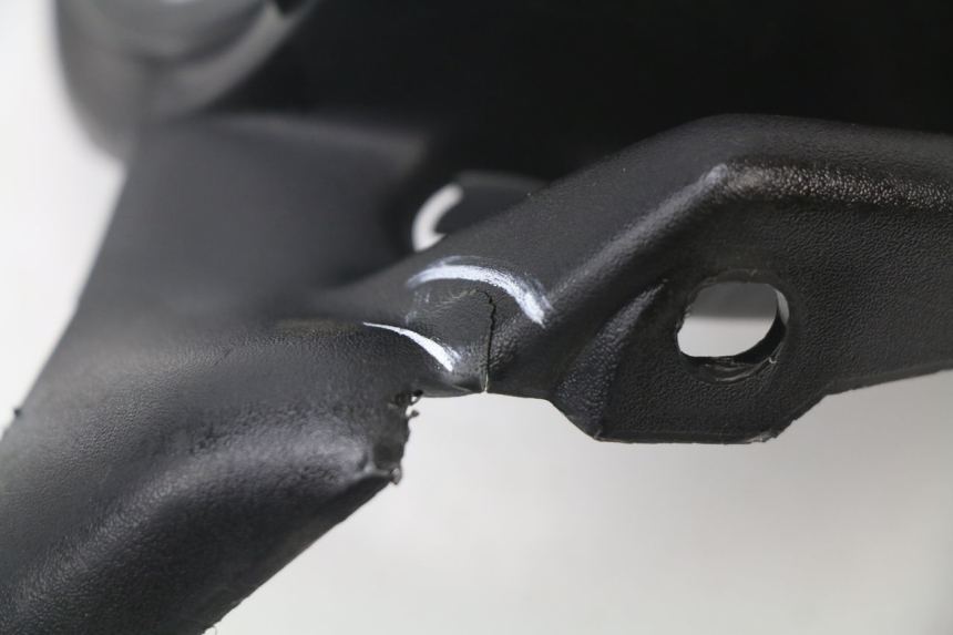 photo de Cornice del contachilometri PEUGEOT ELYSEO 50 (1998 - 2001) - Primo piano tecnico
