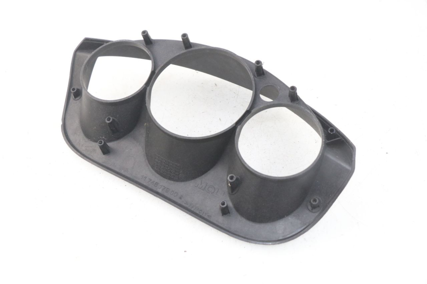 photo de Cornice del contachilometri PEUGEOT ELYSTAR 125 (2002 - 2007) - Zoom sullo stato d'uso