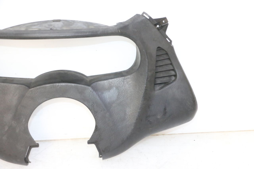 photo de CRUSCOTTO HONDA FES S-WING SWING ABS 125 (2007 - 2015) - Caratteristiche distintive