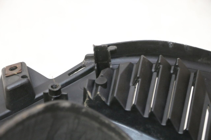 photo de CRUSCOTTO HONDA FES S-WING SWING ABS 125 (2007 - 2015) - Zoom sullo stato d'uso