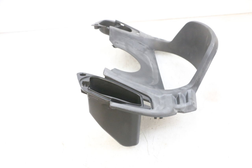 photo de Cornice del contachilometri SYM GTS EVO 125 (2009 - 2013) - Stato della superficie e materiale