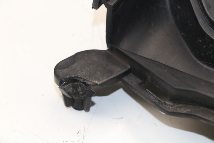 photo de Cornice del contachilometri KAWASAKI J300 300 (2014 - 2017) - Dettaglio del componente