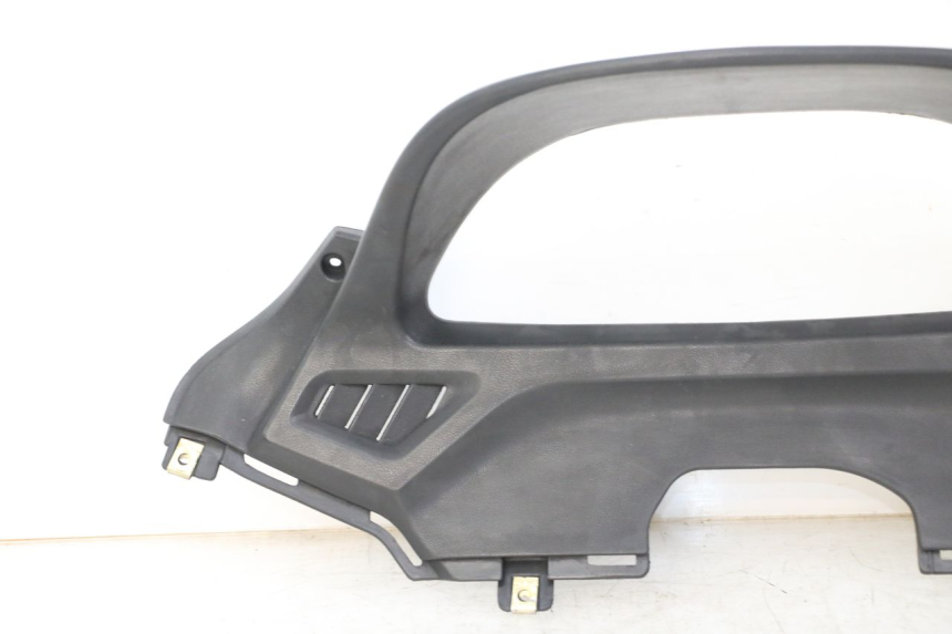 photo de Cornice del contachilometri KYMCO XCITING 500 (2007 - 2010) - Dettagli dei punti di fissaggio