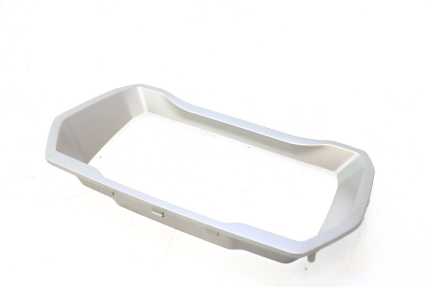 photo de CONTACHILOMETRI CARENA PIAGGIO MP3 HPE 530 (2022 - 2026) - Dettaglio del componente