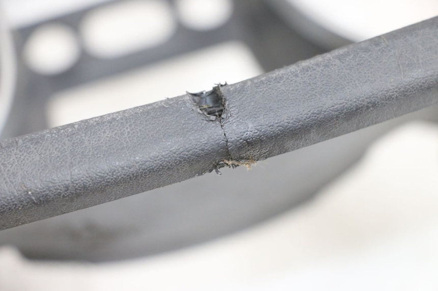 photo de CONTAGIRI CONTOURING PIAGGIO MP3 125 (2006 - 2014) - Dettagli dei punti di fissaggio