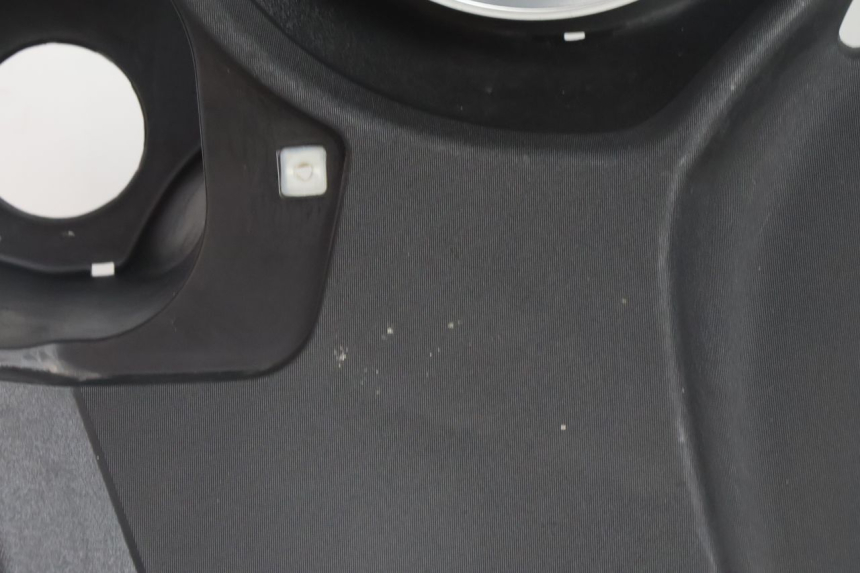 photo de CONTACHILOMETRI CARENA PIAGGIO MP3 500 (2016 - 2018) - Dettaglio del componente