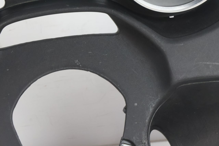 photo de CONTACHILOMETRI CARENA PIAGGIO MP3 500 (2016 - 2018) - Zoom sullo stato d'uso