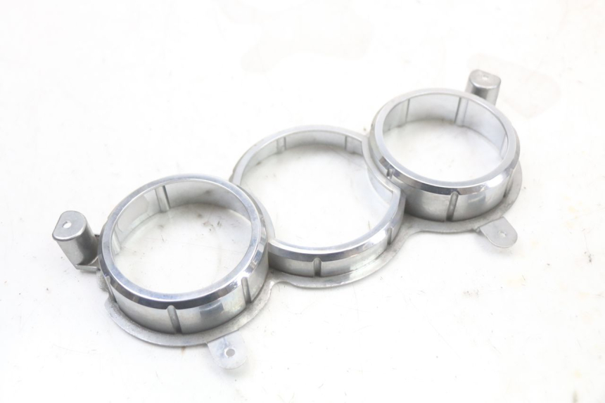 photo de Cornice del contachilometri PEUGEOT SATELIS 125 (2010 - 2012) - Zoom sullo stato d'uso