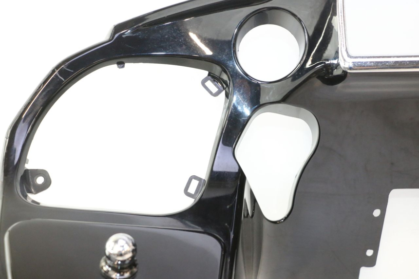 photo de CONTACHILOMETRI CARENA HARLEY DAVIDSON ROAD GLIDE FLTRXSE 1920 (2018 - 2022) - Zoom sullo stato d'uso