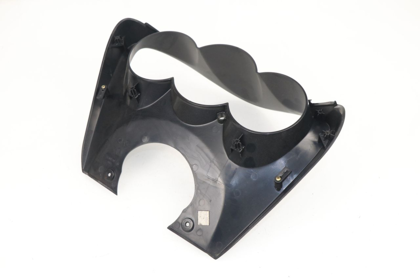 photo de Cornice del contachilometri PEUGEOT SATELIS COMPRESSOR K15 125 (2006 - 2009) - Zoom sullo stato d'uso